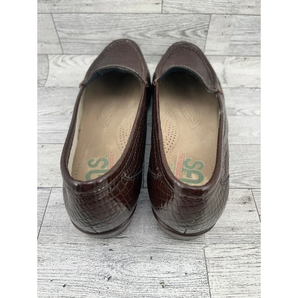 SAS Shoes Women's Brown Croc Embossed Loafers Comfort‎ Slip On Size 8N